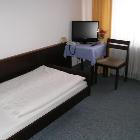 Weisses Rossel Szálloda 2*