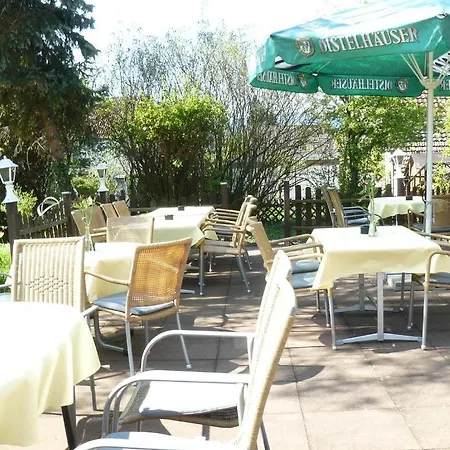 Weisses Rossel 2* Mondfeld